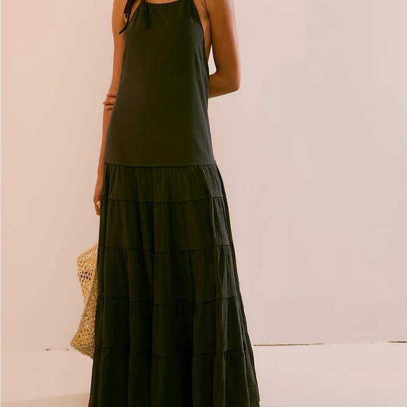 Somewhere Sunny Halter Black Maxi Dress - Picture 1 of 8